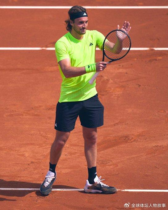 西班牙网球队翻盘德国网球队，西西帕斯制霸全场的简单介绍
