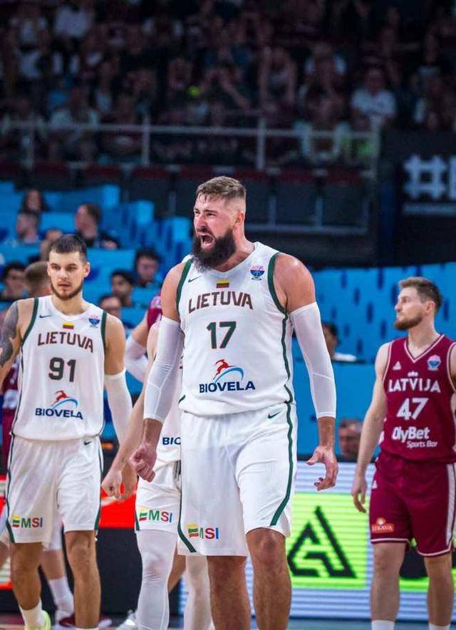 日本男篮横扫法国男篮，波尔津吉斯关键制胜的简单介绍