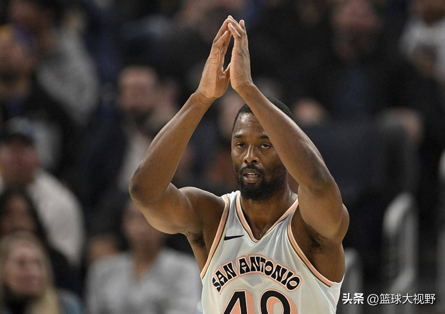 勇士B队横扫爵士，保罗完成帽子戏法的简单介绍