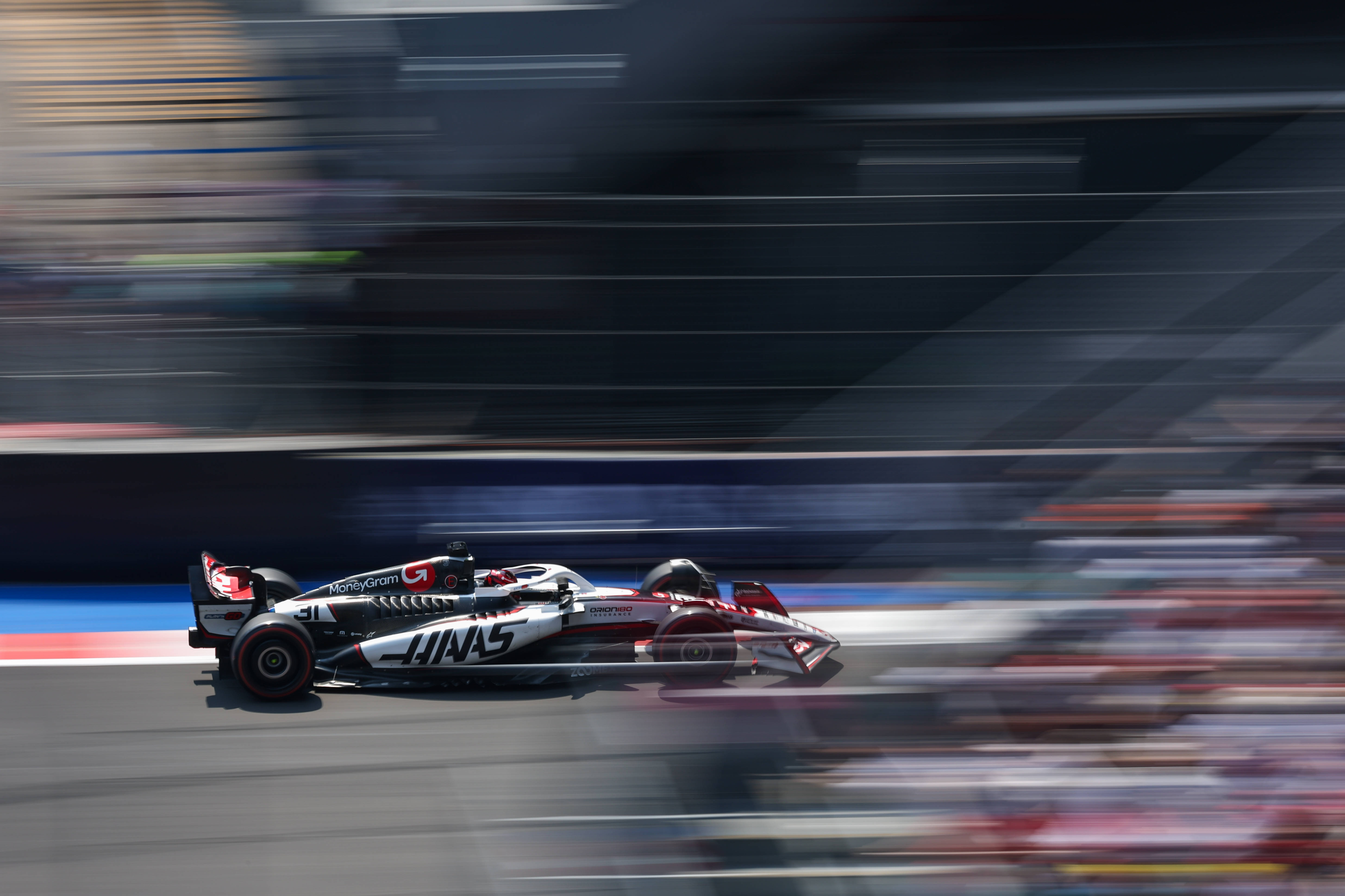 红牛二队逆转红牛车队，阿隆索高光表现