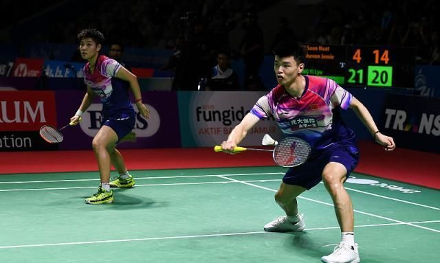 中国队绝杀印尼队,黄鸭组合带队取胜 中国队绝杀印尼队,黄鸭组合带队取胜