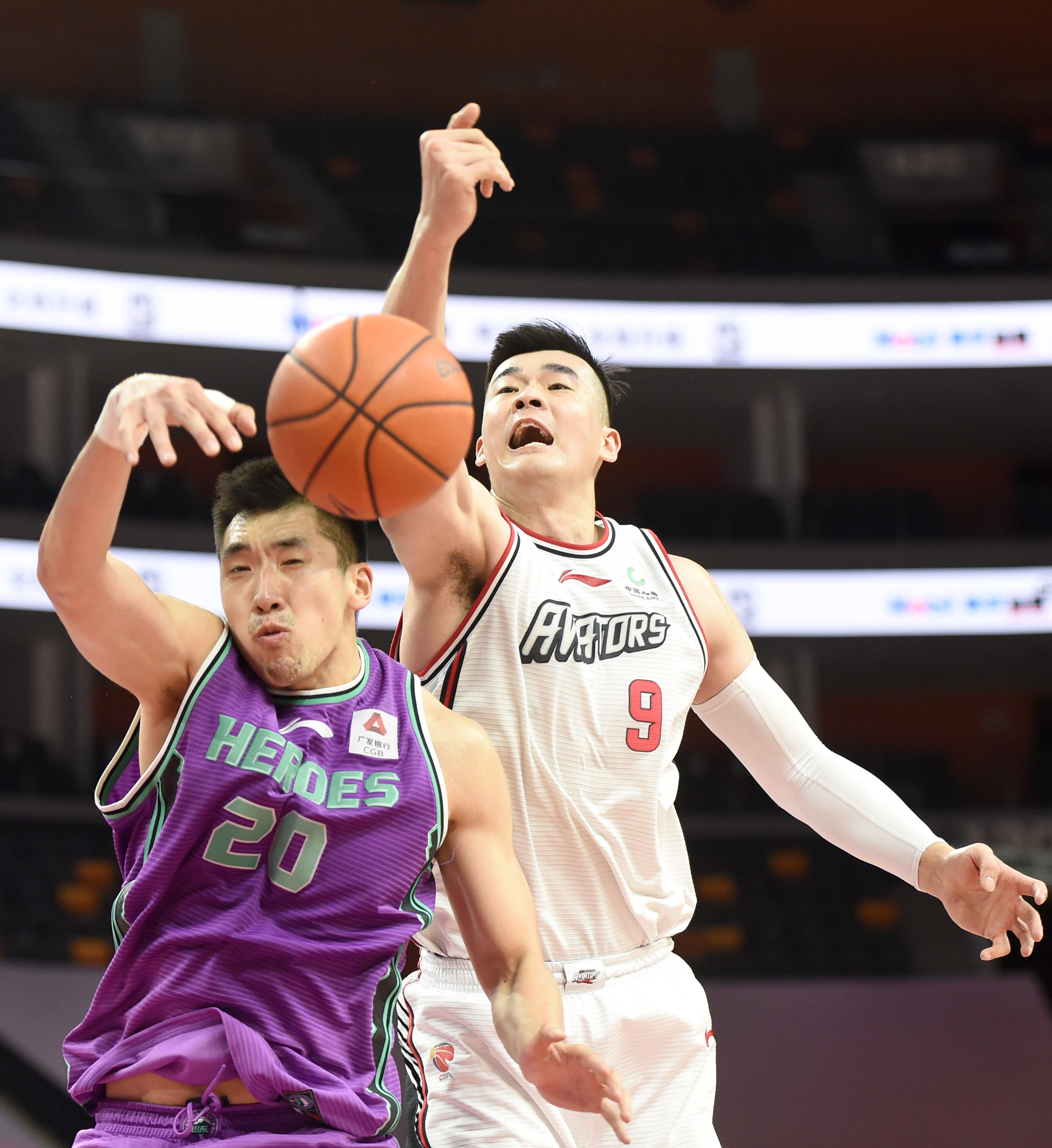 骑士轻取广东队,陶汉林惊艳四座 骑士轻取广东队,陶汉林惊艳四座