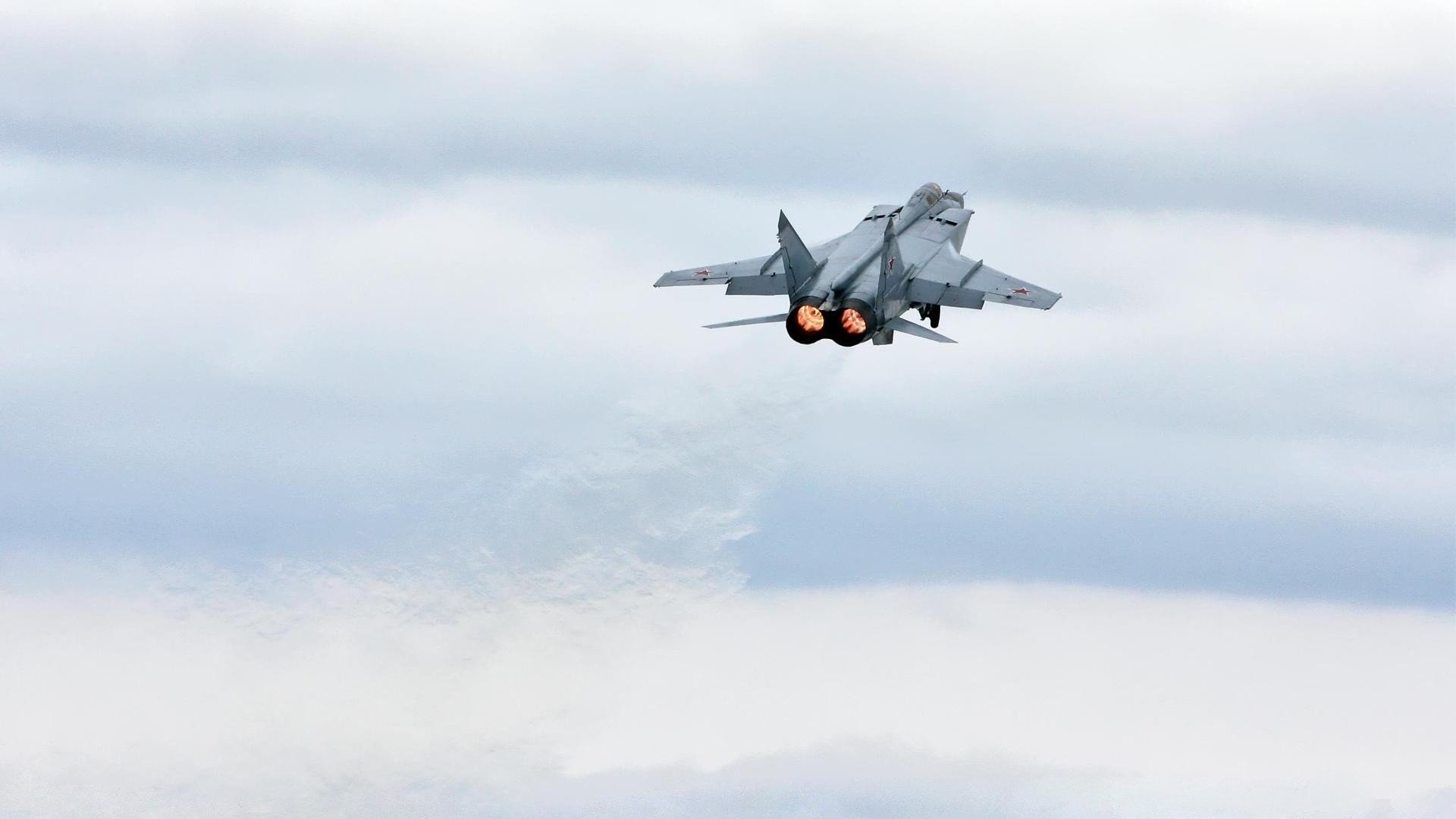 指针与战场,当若日尼奥的精确定位,遇上乌克兰胜利的陨星