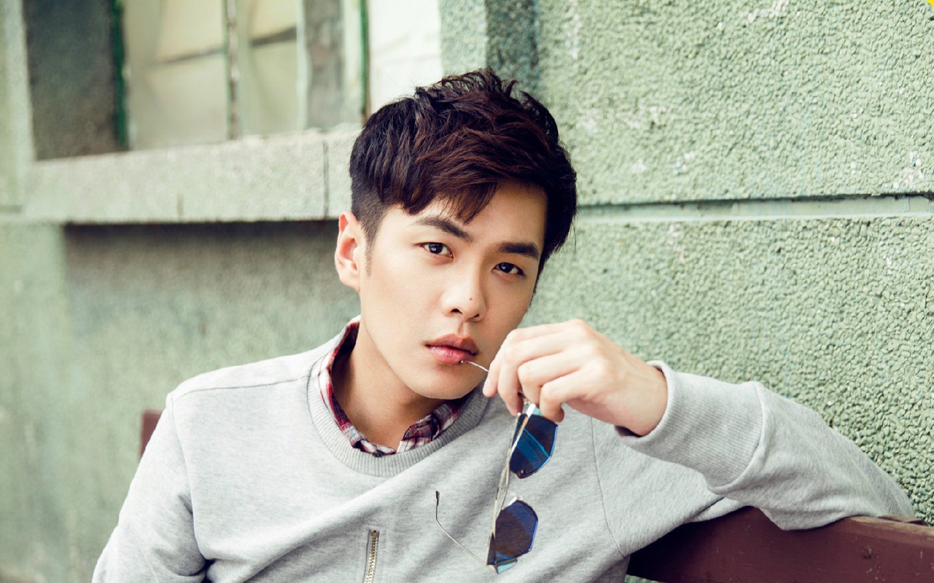 冰与火的传奇舞台，斯通斯在美加墨之夜铸就传说